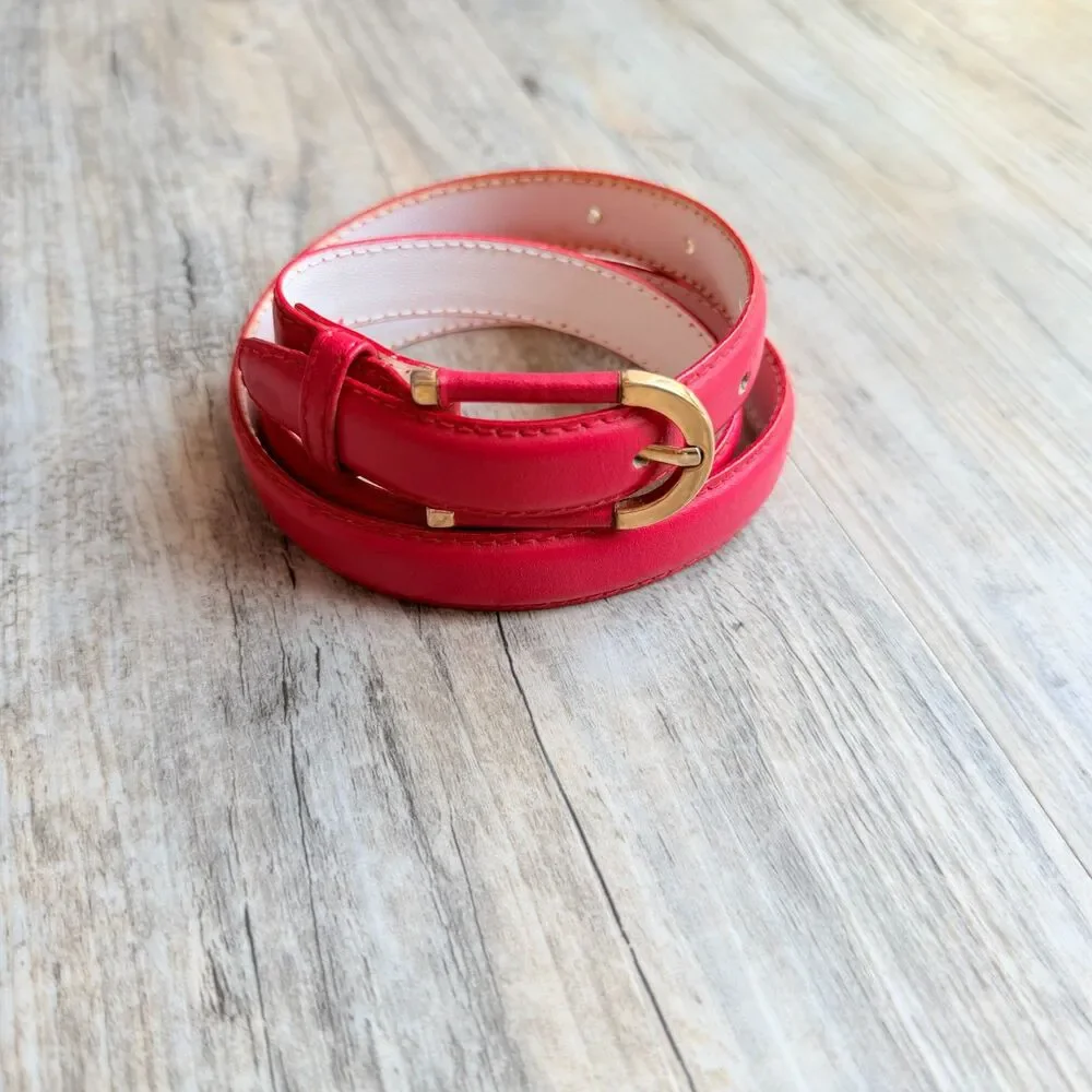 Vintage Red Leather Skinny Belt Gold Buckle Y2K Retro Size M Betty Rockabilly